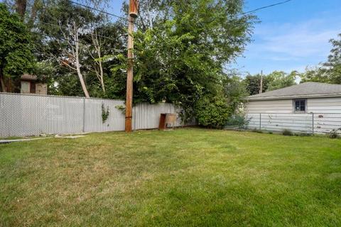 376 Leslie Ln, Wheeling, IL 60090 photo 24