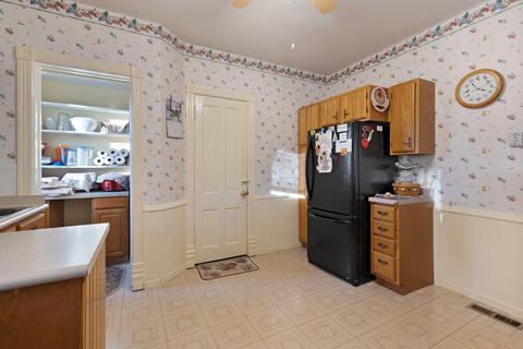 858 Illinois Ave, Elgin, IL 60120 photo 10