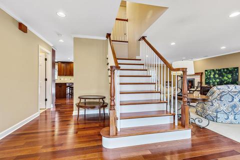 330 W Morse Ave, Bartlett, IL 60103 photo 3