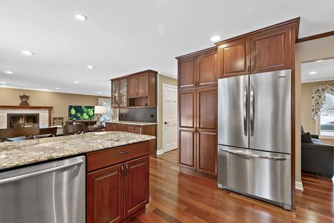 330 W Morse Ave, Bartlett, IL 60103 photo 13