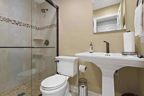 330 W Morse Ave, Bartlett, IL 60103 photo 17
