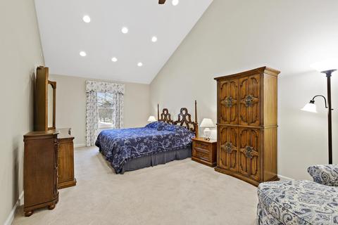 330 W Morse Ave, Bartlett, IL 60103 photo 19