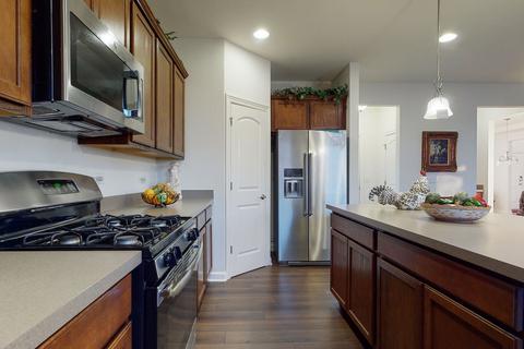4362 Rudyard Kipling Rd, Elgin, IL 60124 photo 8