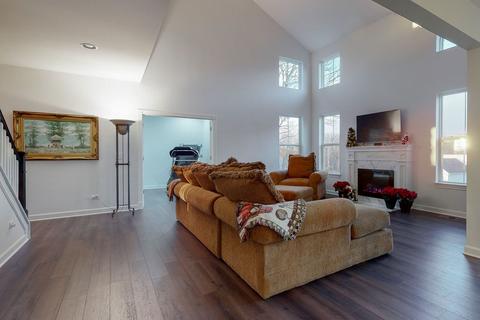 4362 Rudyard Kipling Rd, Elgin, IL 60124 photo 4