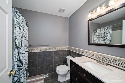 2219 Keating Dr, Aurora, IL 60502 photo 17