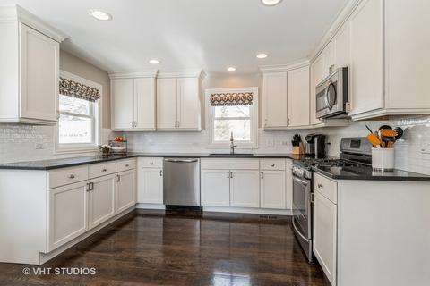 202 N Summit St, Wheaton, IL 60187 photo 7