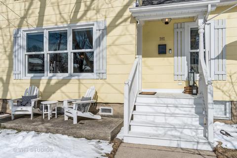 202 N Summit St, Wheaton, IL 60187 photo 2