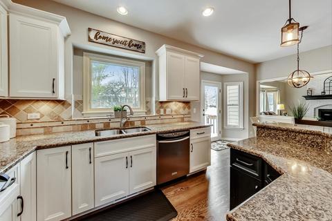 2050 Eldorado Dr, Geneva, IL 60134 photo 12
