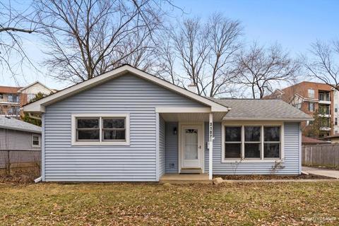 3102 Martin Ln, Rolling Meadows, IL 60008 photo 2