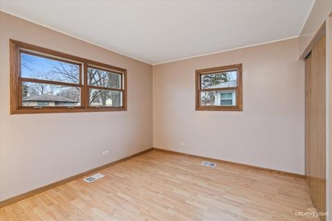 3102 Martin Ln, Rolling Meadows, IL 60008 photo 15