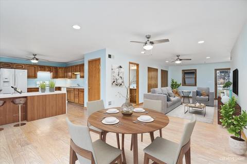 3102 Martin Ln, Rolling Meadows, IL 60008 photo 8