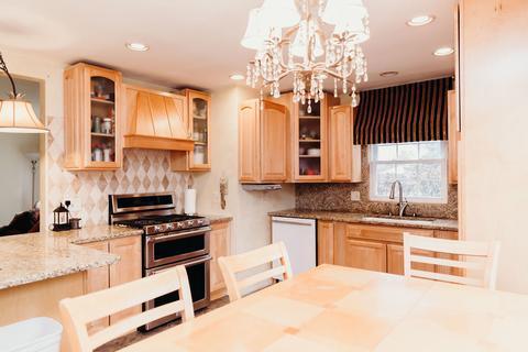 15342 Hamlin Ave, Midlothian, IL 60445 photo 8