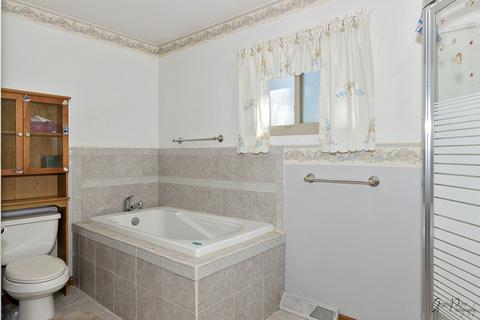 1911 Sunset Ave, Mchenry, IL 60050 photo 20