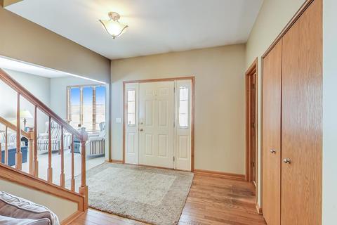 629 Rose Ln, Bartlett, IL 60103 photo 5