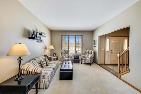 629 Rose Ln, Bartlett, IL 60103 photo 8