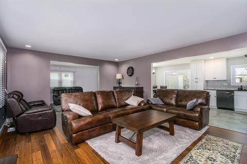 620 Northview Ln, Hoffman Estates, IL 60169 photo 3