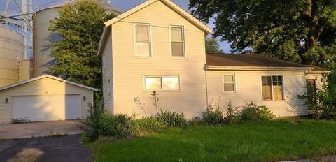 204 S First St, Harmon, IL 61042 photo 1