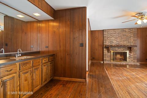 3770 Bordeaux Dr, Hoffman Estates, IL 60192 photo 17