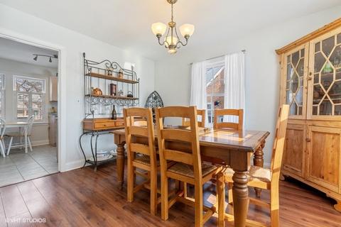 520 Longfellow Ave, Deerfield, IL 60015 photo 5
