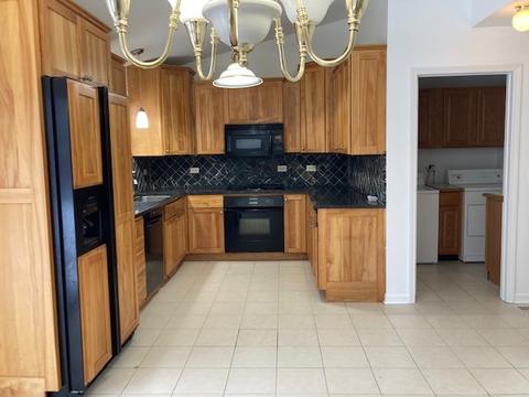 607 Morgan St, Elgin, IL 60123 photo 5