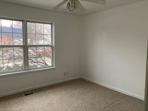 607 Morgan St, Elgin, IL 60123 photo 8