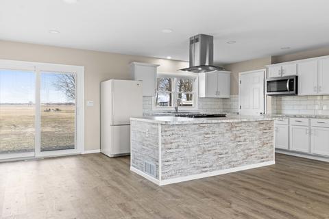1579 W 2000s Rd, Kankakee, IL 60901 photo 5