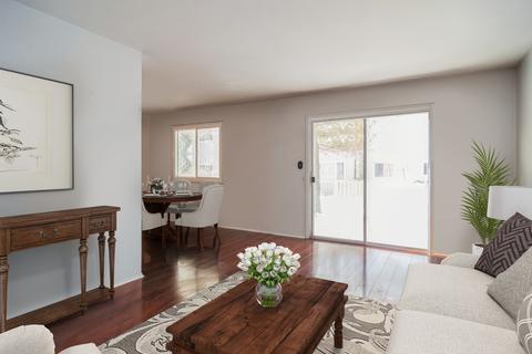 716 Bayside Ct, Wheeling, IL 60090 photo 2