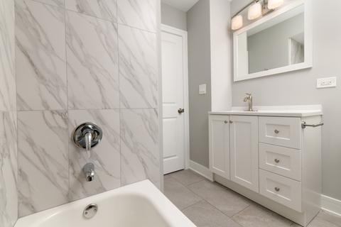 758 E 104th St, Chicago, IL 60628 photo 11