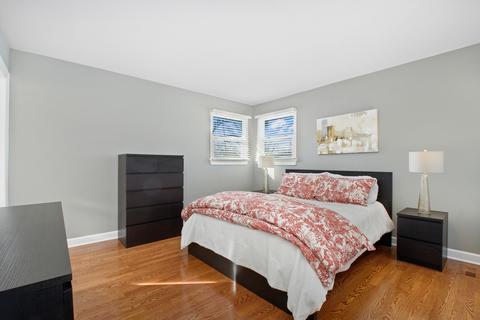 620 Morray Ct, Des Plaines, IL 60018 photo 9