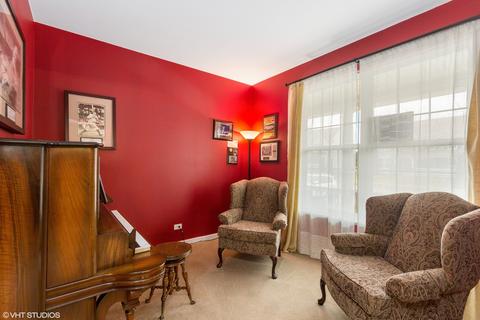 311 Comstock Dr, Elgin, IL 60124 photo 8