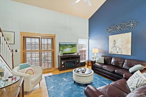 1015 Bentley Ln, Bartlett, IL 60103 photo 7