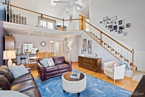 1015 Bentley Ln, Bartlett, IL 60103 photo 5