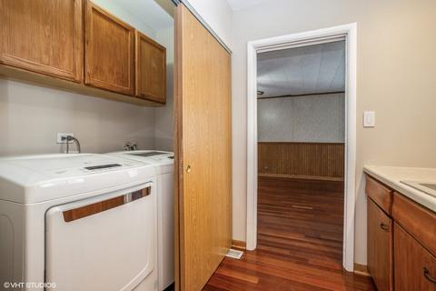 605 Jamison Ln, Hoffman Estates, IL 60169 photo 11