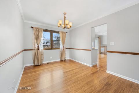 993 Confederation Dr, Bartlett, IL 60103 photo 6