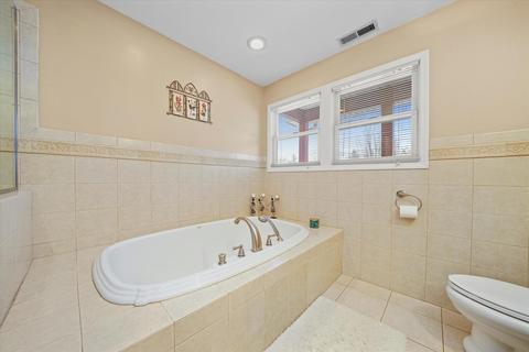1906 E Liberty Dr, Wheaton, IL 60187 photo 24
