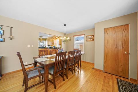 1906 E Liberty Dr, Wheaton, IL 60187 photo 9