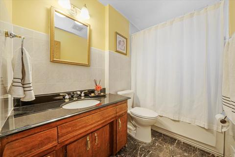 1906 E Liberty Dr, Wheaton, IL 60187 photo 17