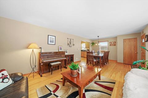 1906 E Liberty Dr, Wheaton, IL 60187 photo 8