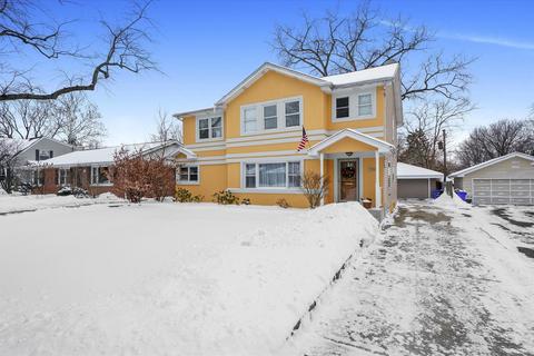 1906 E Liberty Dr, Wheaton, IL 60187 photo 2