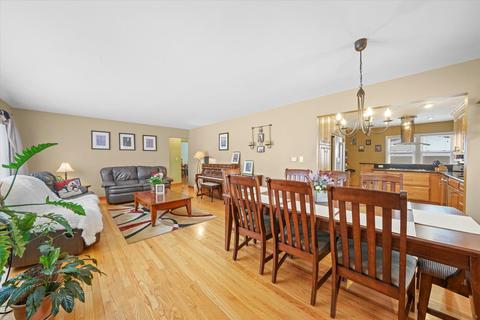 1906 E Liberty Dr, Wheaton, IL 60187 photo 4