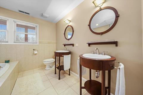1906 E Liberty Dr, Wheaton, IL 60187 photo 23