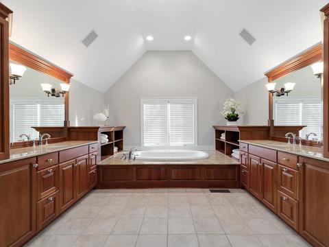 1645 E Prairie Ave, Wheaton, IL 60187 photo 32