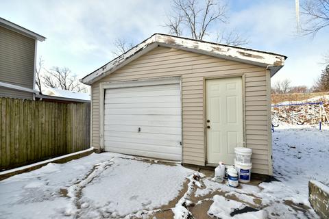 225 Scribner St, Joliet, IL 60432 photo 11