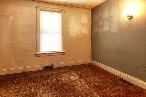 225 Scribner St, Joliet, IL 60432 photo 8