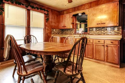 225 Scribner St, Joliet, IL 60432 photo 5