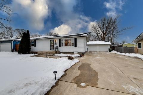 307 Farview Dr, North Aurora, IL 60542 photo 1