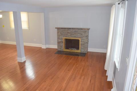 1209 N Harrison St, Algonquin, IL 60102 photo 4