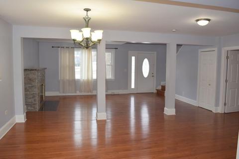 1209 N Harrison St, Algonquin, IL 60102 photo 3