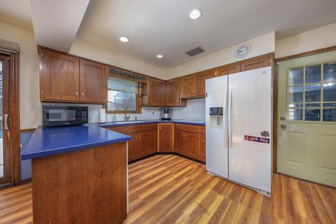 2266 Lowry St, Aurora, IL 60506 photo 11
