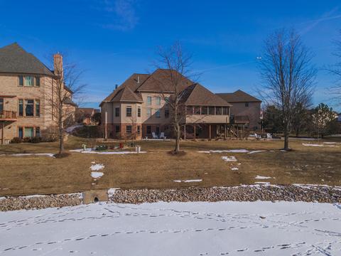 2802 Luke Rd, Bloomington, IL 61704 photo 5